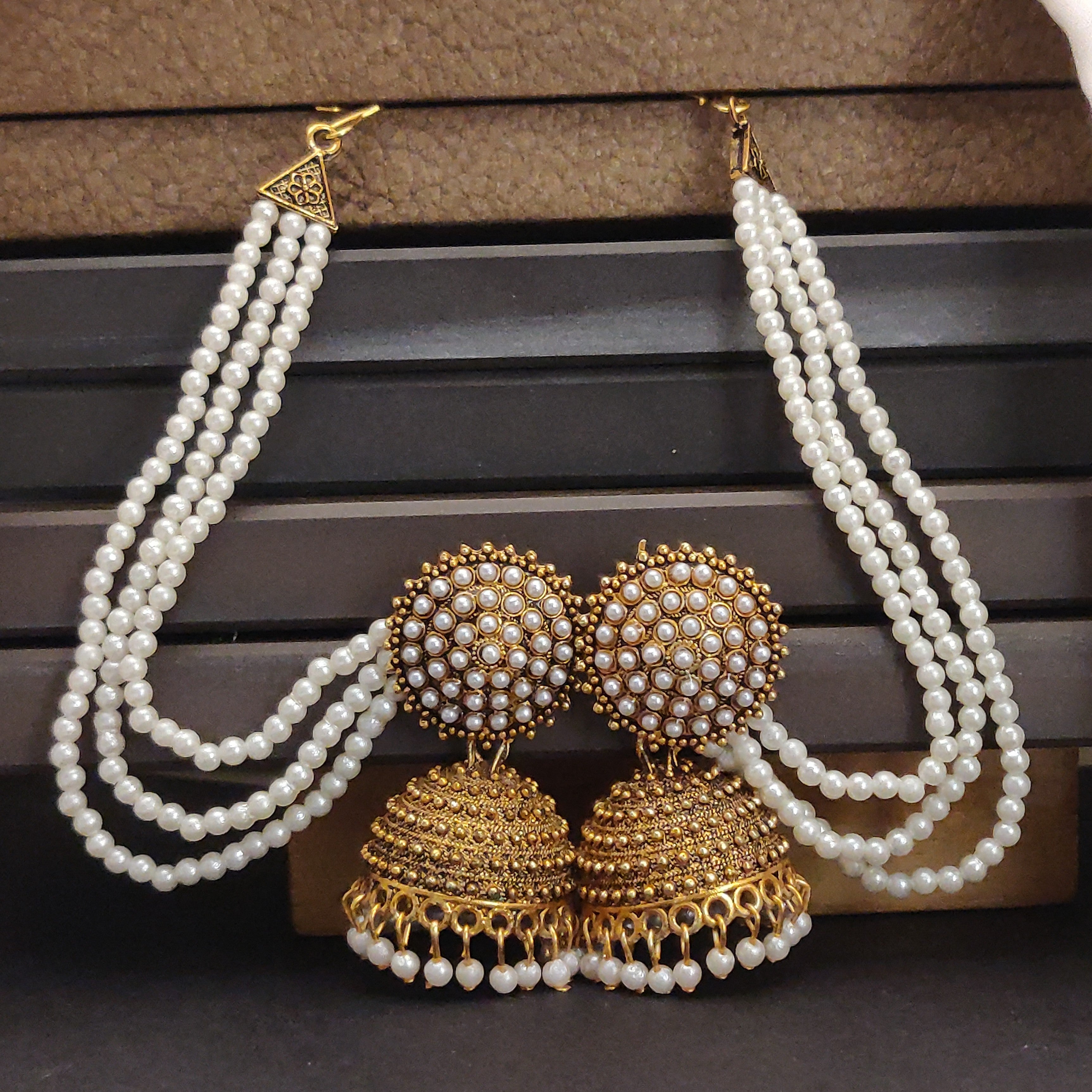 Unique Trendy earrings studs , white earring's ,women's earring's || Fashionable Earrings for Women #fastive earring's #fancy earring's #latest earring's